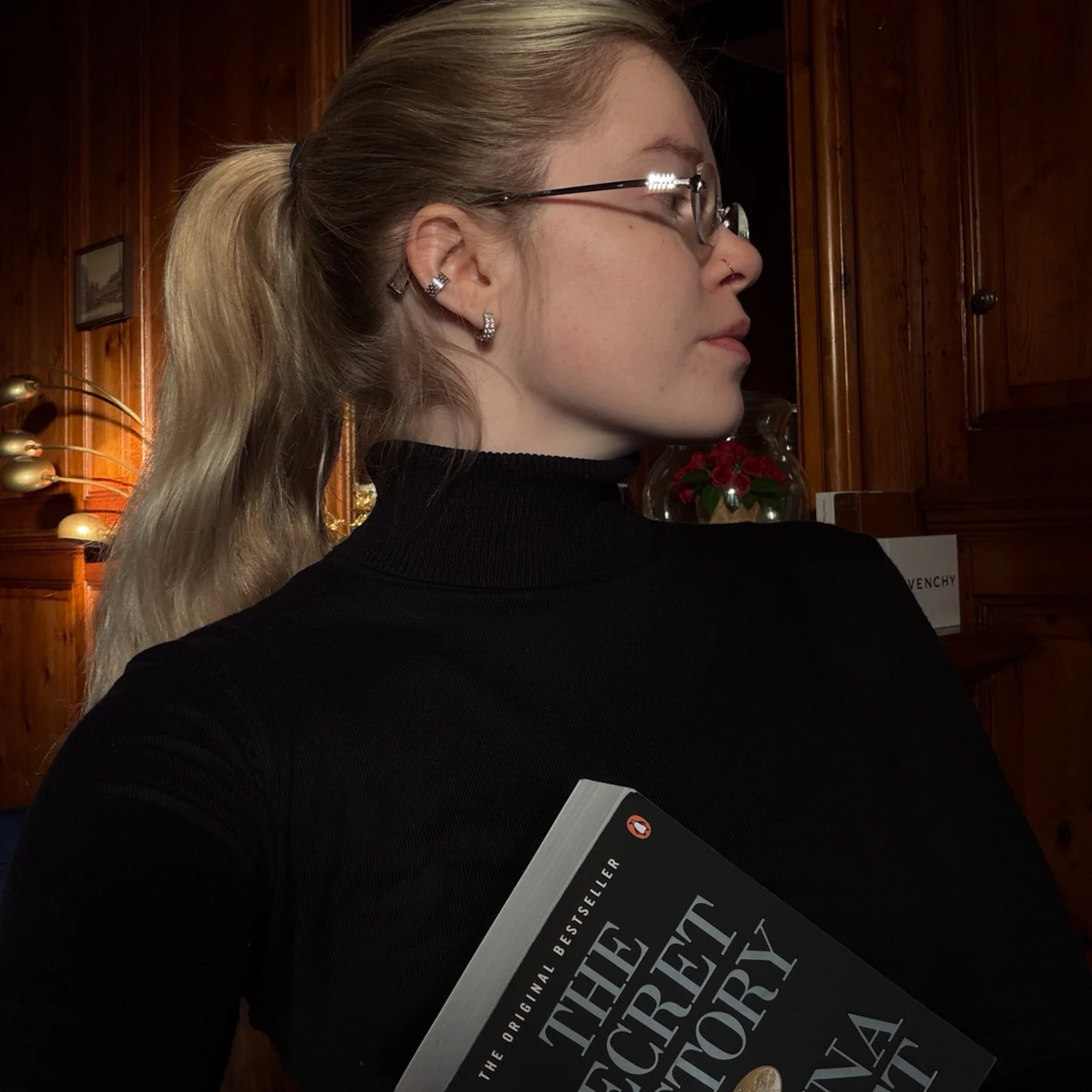 Book content, photo 10