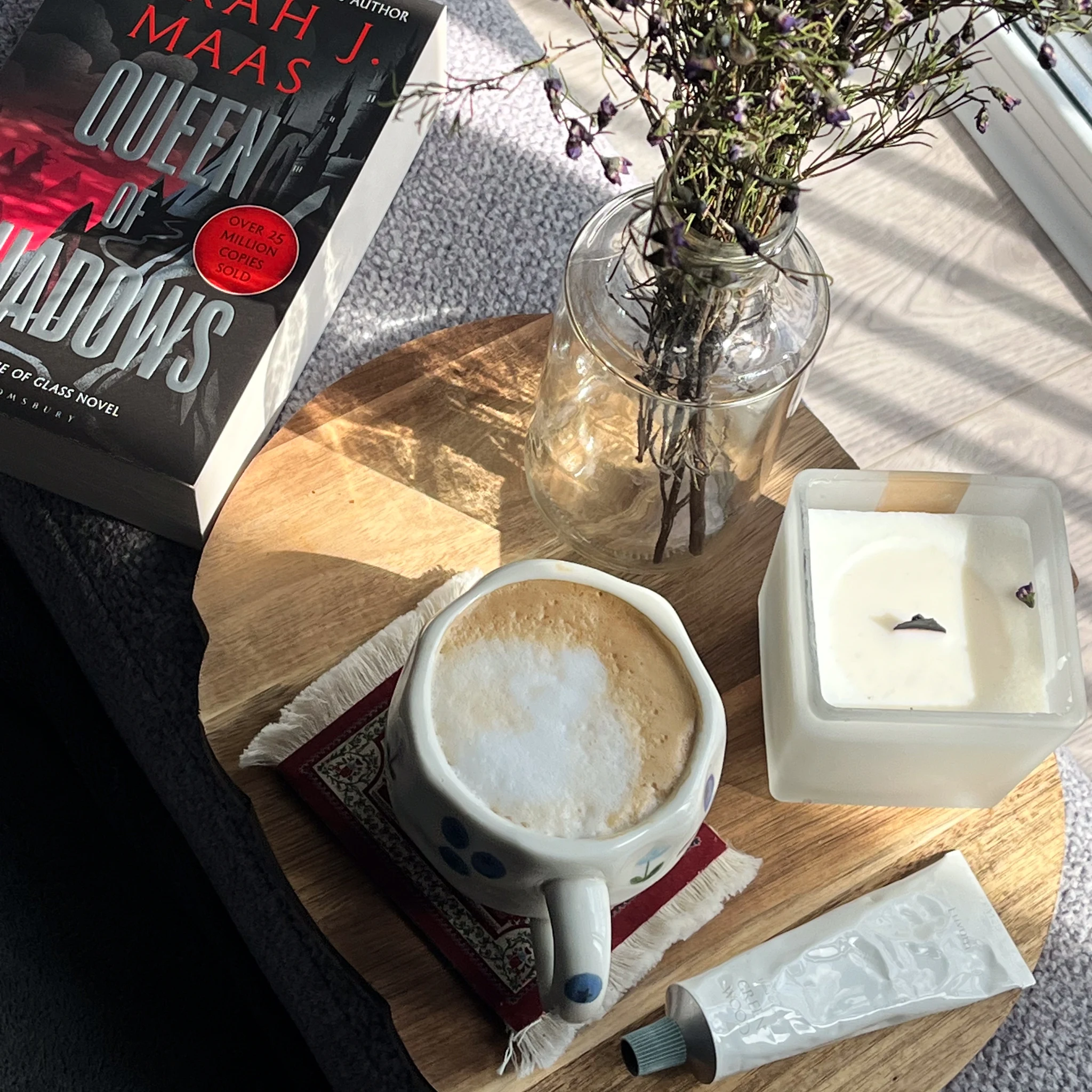 Book content, photo 13